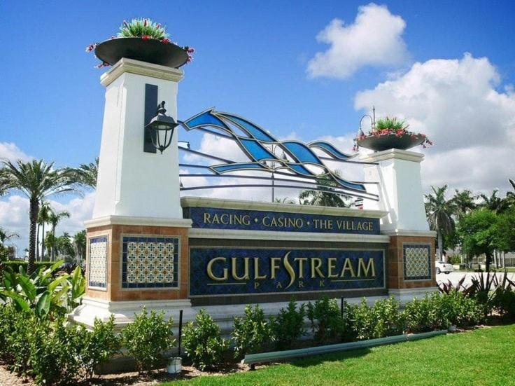 Hallandale Gulfstream Pool Walk To The Beach Appartement Hallandale Beach Buitenkant foto